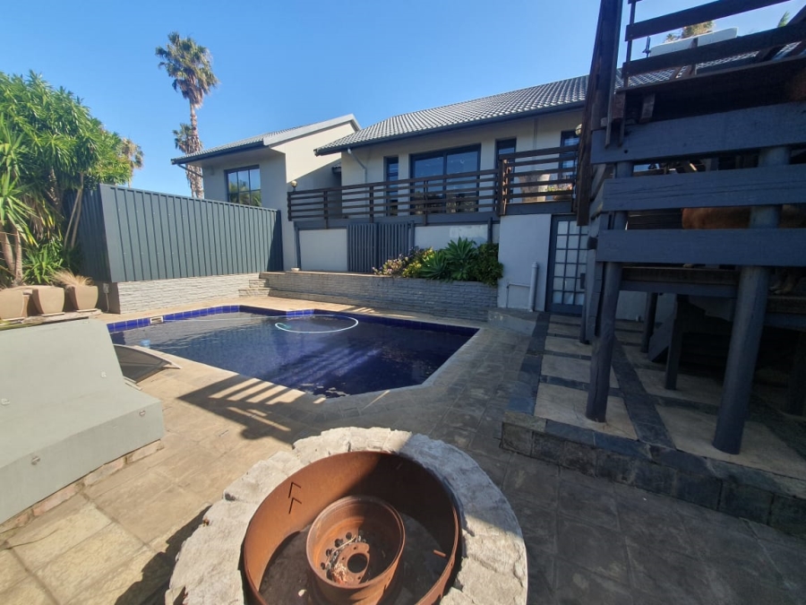 4 Bedroom Property for Sale in Gonubie North Eastern Cape